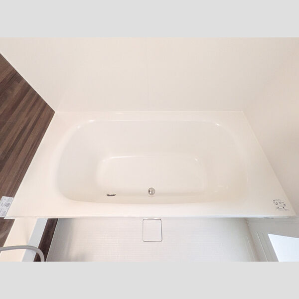 ノーブルパレス芝中田302号室 浴槽