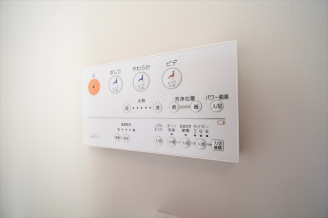 クレスト平塚 玄関