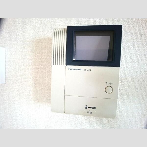 トマトハイツ　一/二/三番館1-202号室 モニター付きインターホン