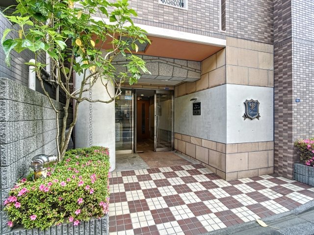 カテリーナ両国4階 エントランス