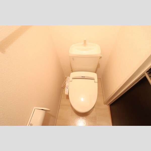 エスポワール 温水洗浄暖房便座トイレ