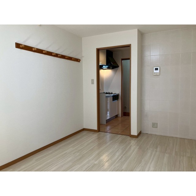 ピュア湘南102号室 洋室