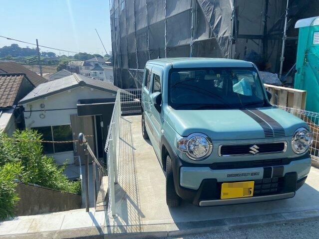 簑沢戸建 駐車場