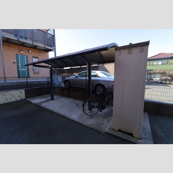 Momo House 駐輪場