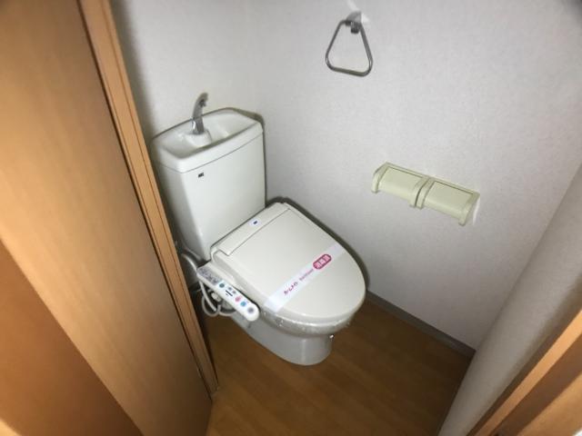 ボン・フルーレ102号室 トイレ