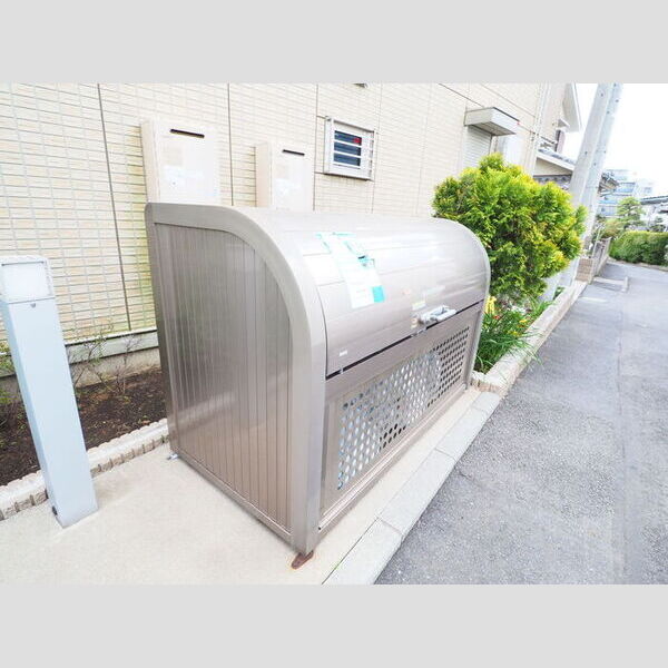 サンフラワー　B 敷地内ゴミ置き場