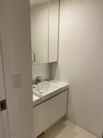 ベルジューレ越谷204号室 新築時のお写真です