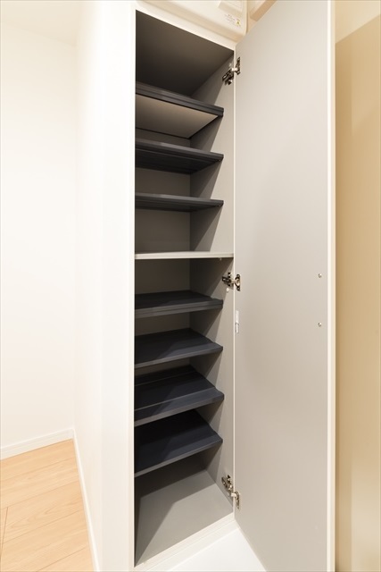 ジオーレ稲田堤 シューズボックス