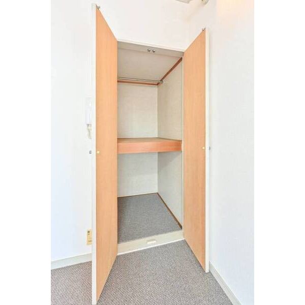 ゼフィランサス洋光台 収納