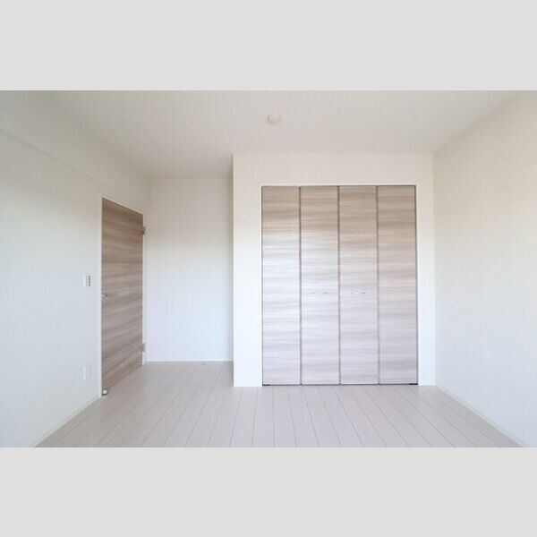 LIGHT  HOUSE702号室 洋室7.1帖