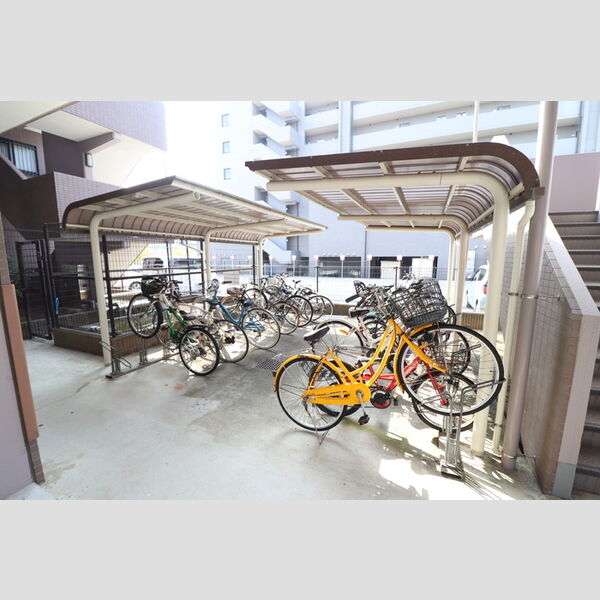 グレイスフルツツイ305号室 駐輪場