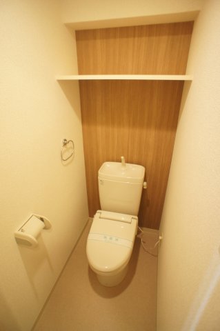 ニュー千葉稲毛ビル トイレです