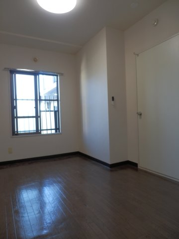 エスポワール白川0201号室 リビング