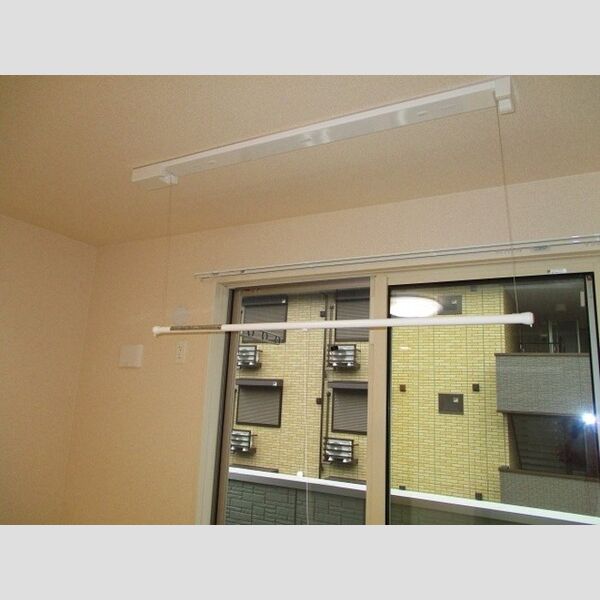 袖ヶ浦ヒルサイドレジデンス　B棟201号室 室内物干し