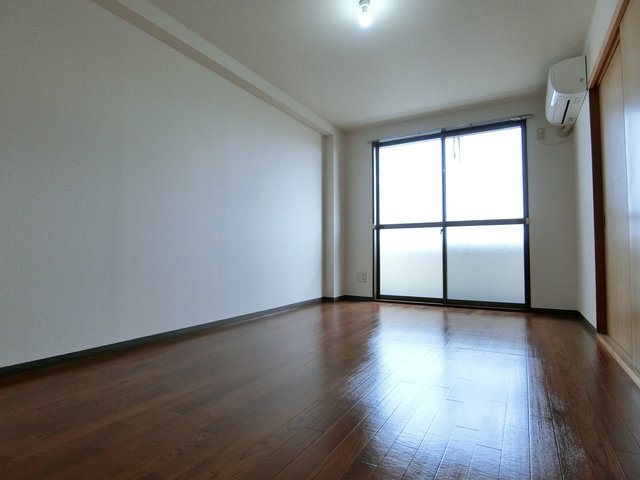 白樺0206号室 リビング