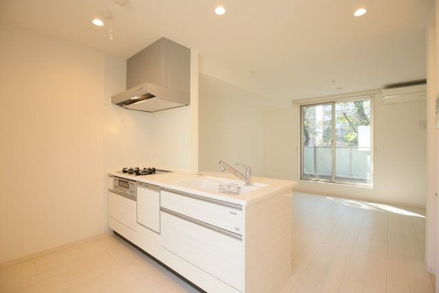 プラハテラス東大前 リビング