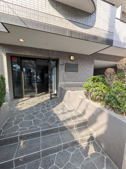 アンダルシア市川(A-025)4階 エントランス