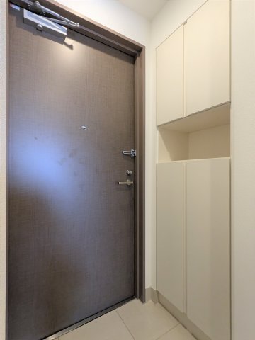 ステラ平塚607号室 玄関