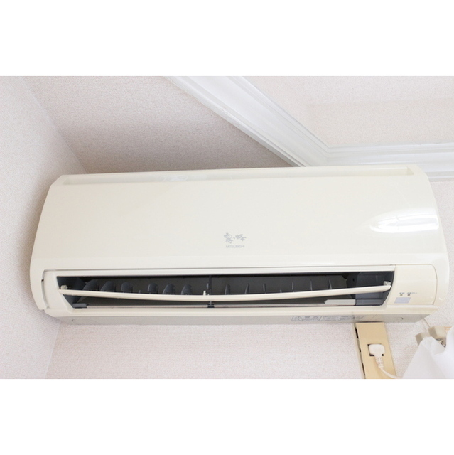 アーク鴨宮201号室 電気エアコン