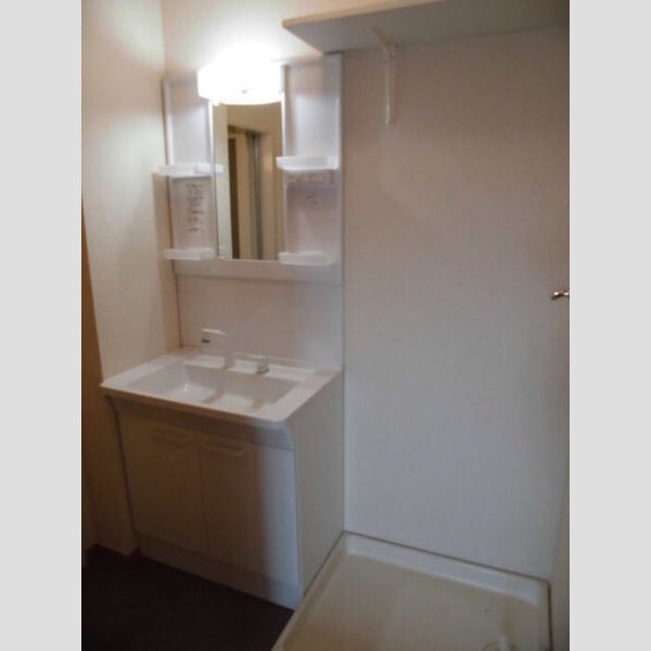 グランドソレーユ 103　洗面室