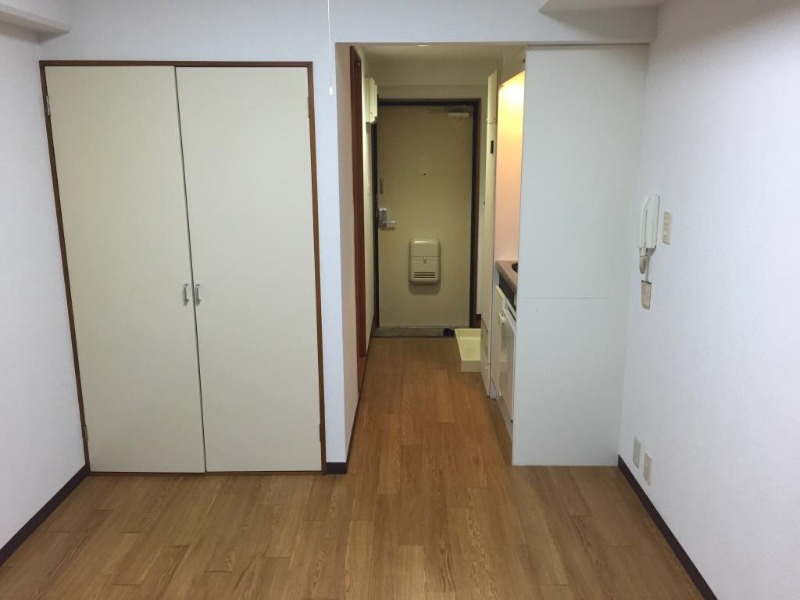 エスケイケイビル1階 リビング