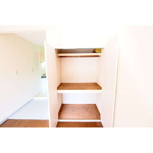 辺見コンパウンド 大型収納完備♪