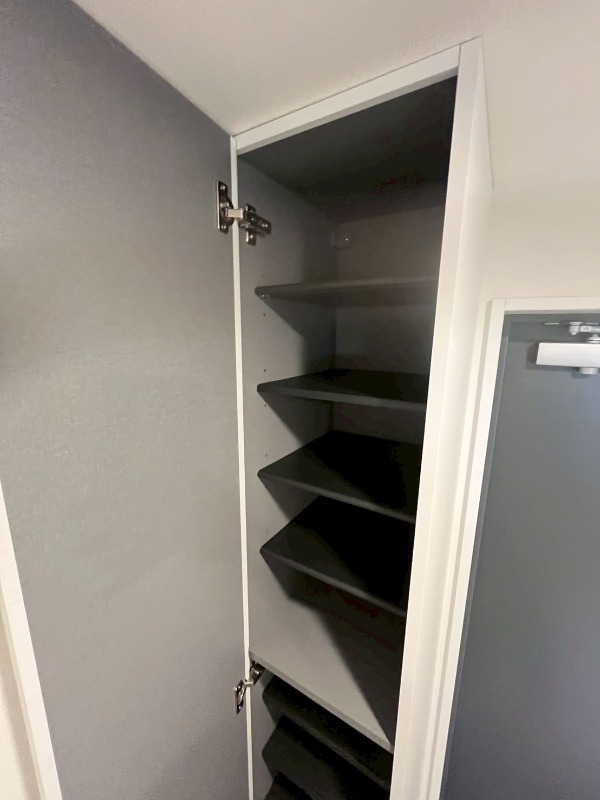 オーブリオン白金2階 収納