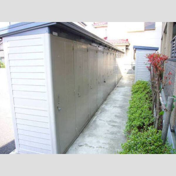 I.ヴィレッジ堀崎310号室 無料で使える外部物置☆