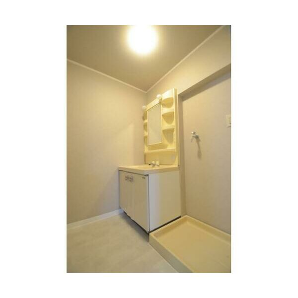 メゾン本行徳 洗面