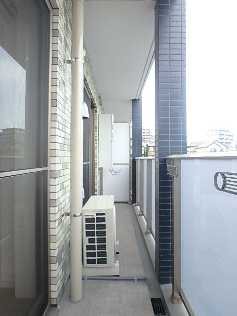 ガーラ・ヒルズ氷川台2階 バルコニー