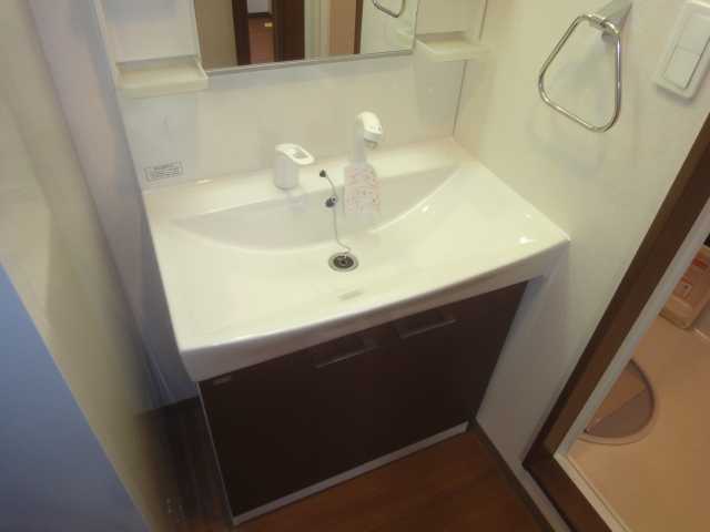 Ｃｈａｔｅａｕ　ｌｉｅｎ(シャトーリアン) 洗髪洗面化粧台