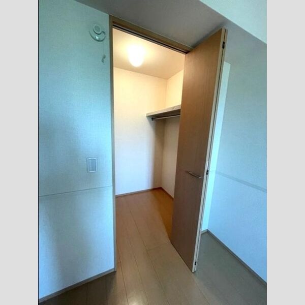 ルーチェ ウォークインクローゼット