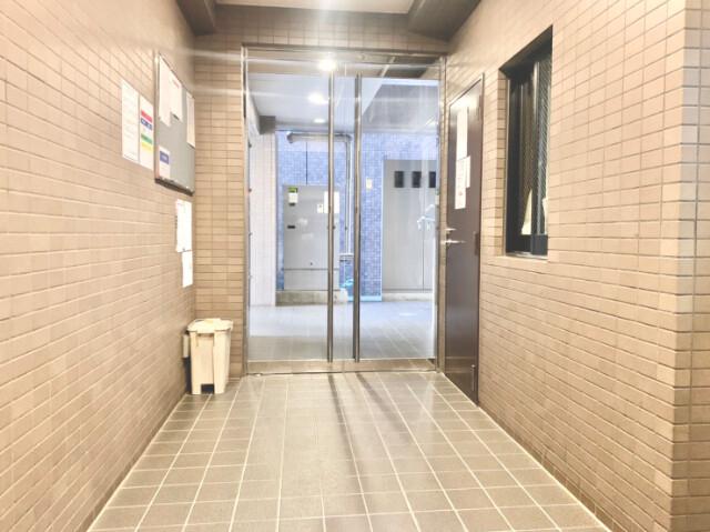 サンテミリオン練馬駅前4階 エントランス