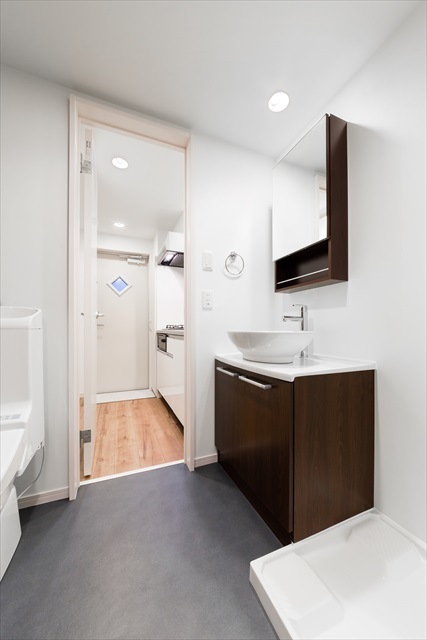 Ｌｕｃａｓ　β 洗面