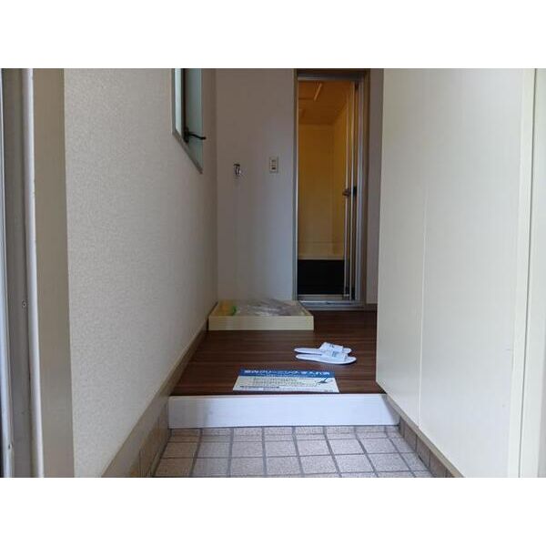クレールハイツ 玄関
