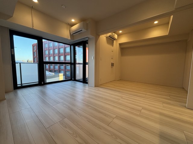 びゅうリエットグラン新宿戸山621号室 リビング