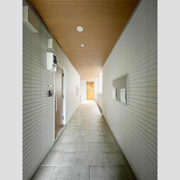 セジュール東糀谷 共用廊下