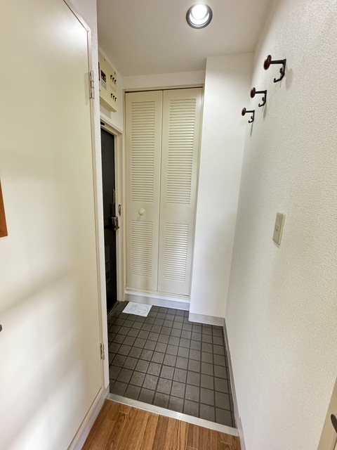 ジュネス荻窪0201号室 玄関