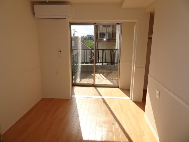 パーチェ横浜和泉103号室 洋室