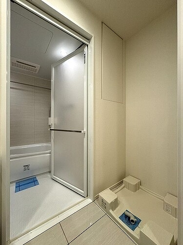 ライオンズ千代田岩本町ミレスーＫＤＡ8階 室内洗濯機置場　※2024年4月撮影