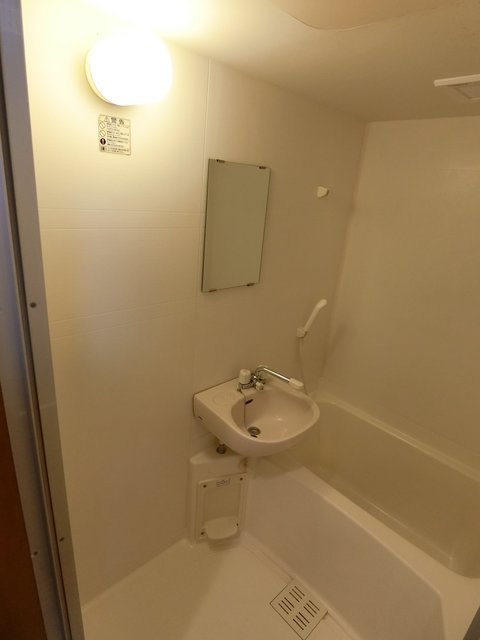 ドミール鷹ノ台0102号室 お風呂