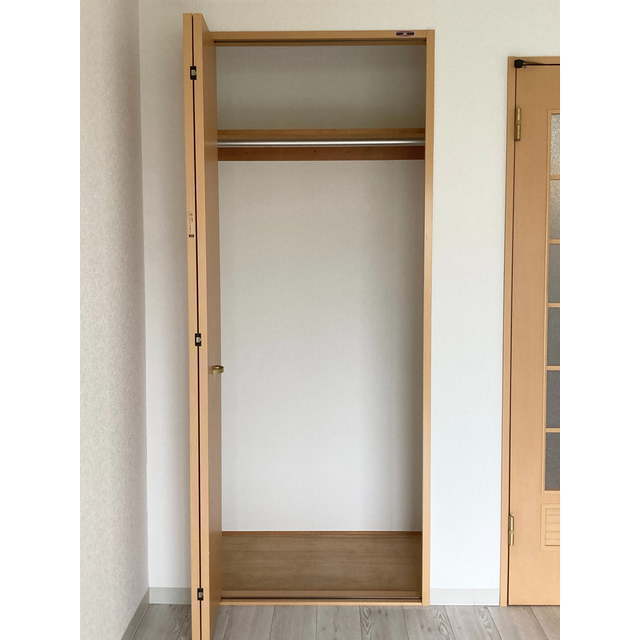 スカイ　グランデ 洋室・クローゼット