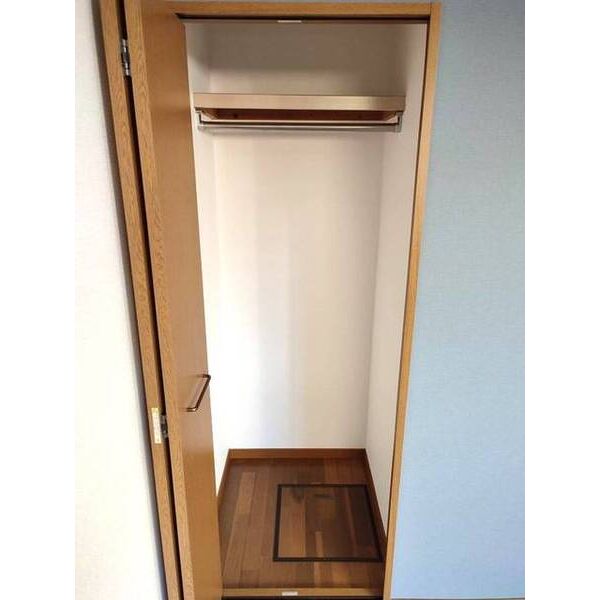 カサベルデ西千葉 収納