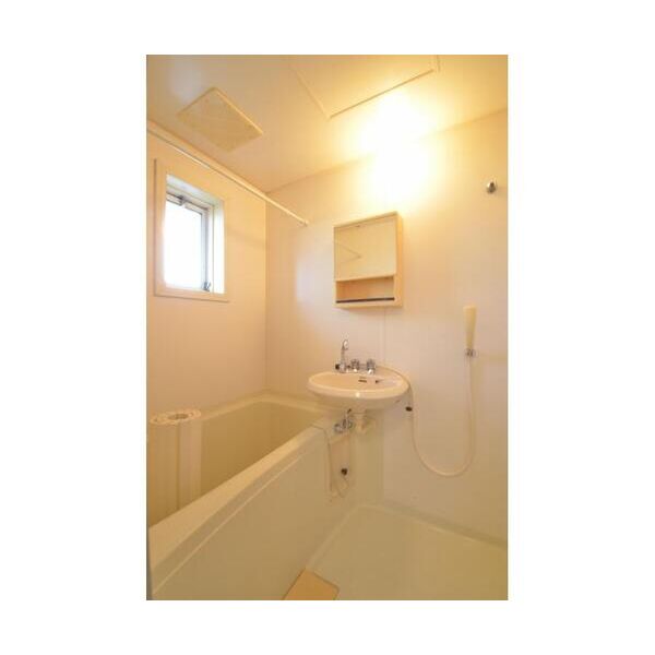 レプリントンハイツA棟103号室 お風呂