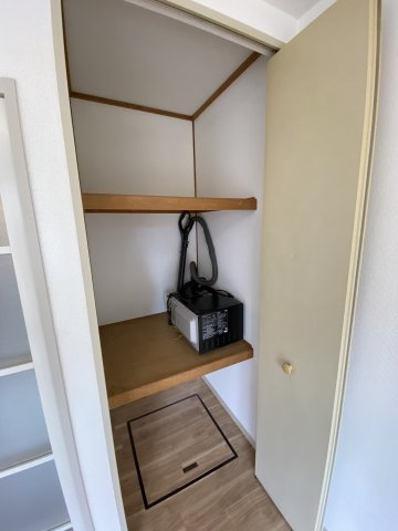 オーシャンフラット103号室 収納