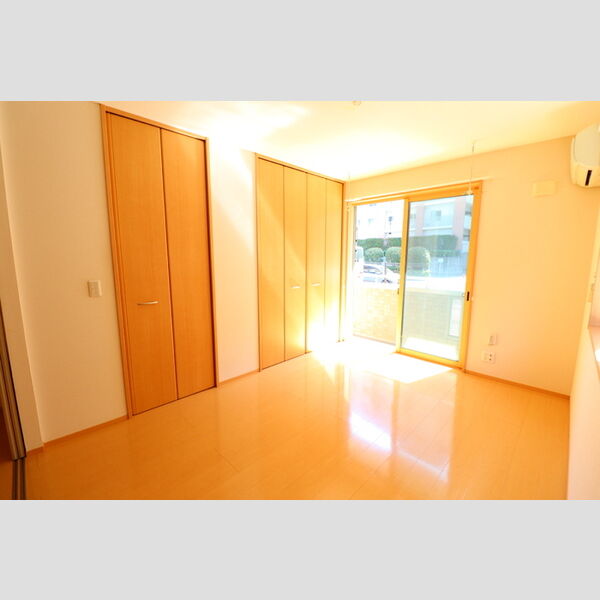 ディアフォルム幸町106号室 洋室