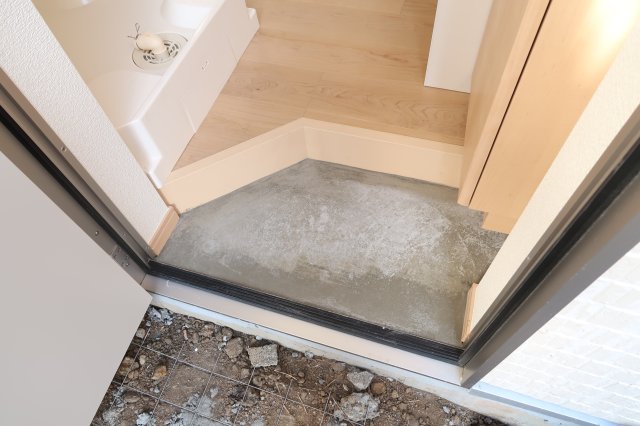 グレースコートいずみ中央108号室 玄関