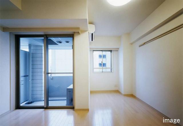 ガラ・ステーション蔵前2階 洋室