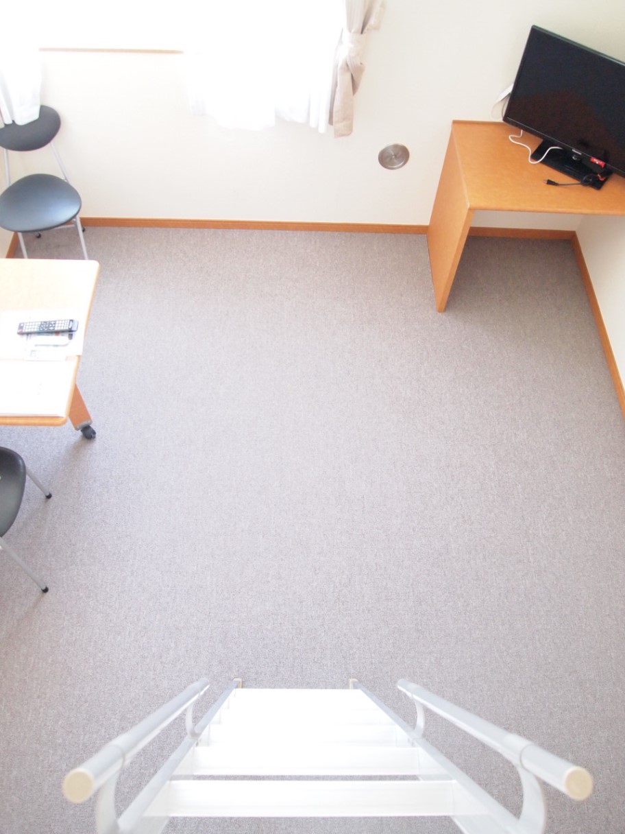 レオパレスアーバン・ビレッジ リビング