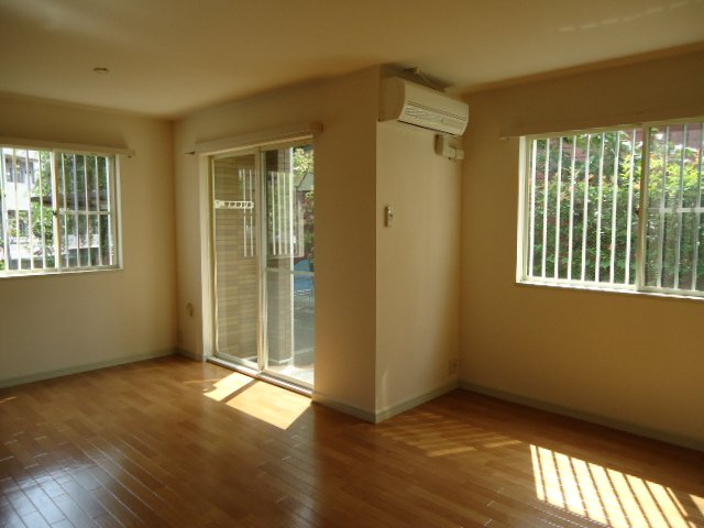 フォートヴィラⅡ101号室 リビング